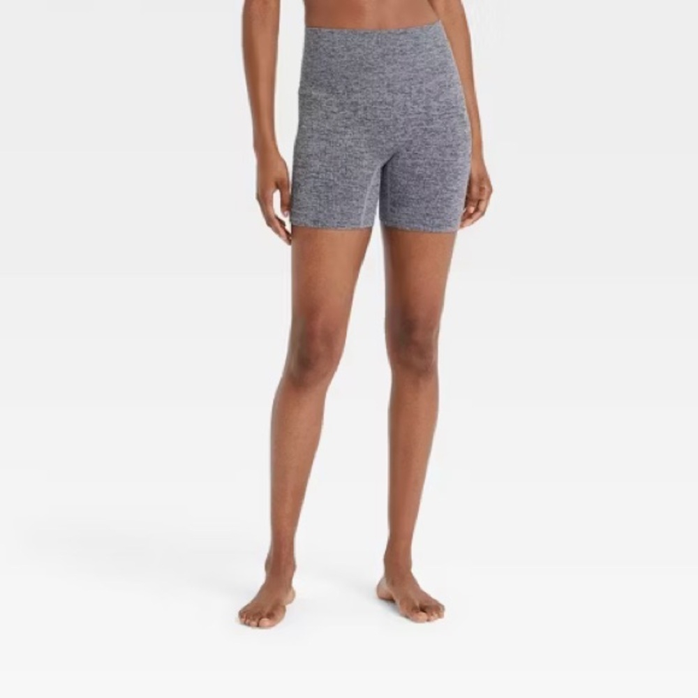 Colsie Gray Ribbed Bike Shorts